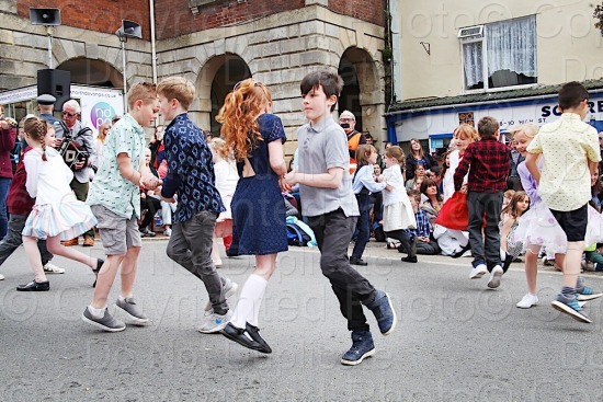 Country Dancing