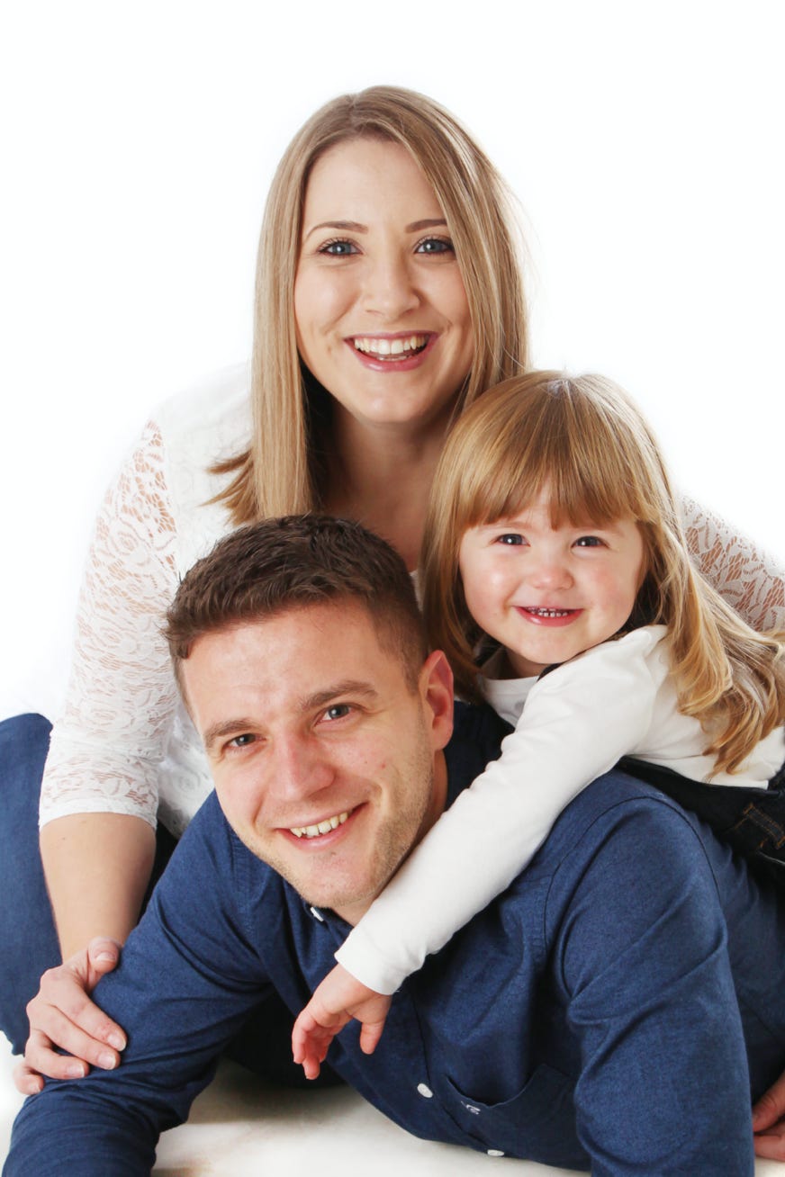 Beautiful family portait copyright Jayne Poole Professional Portrait Photographer North Devom, Bideford, North, Appledore, Fremington, Instaow, Clovelly, Bude, Holsworthy, Devon